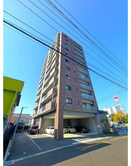 【外観】 | 国道沿いに所在している好立地マンション！