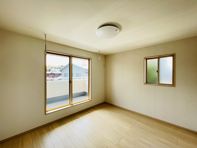 【寝室】 | 深谷市荒川第１期　ワイウッドコート　新築戸建　全7区画　2号棟