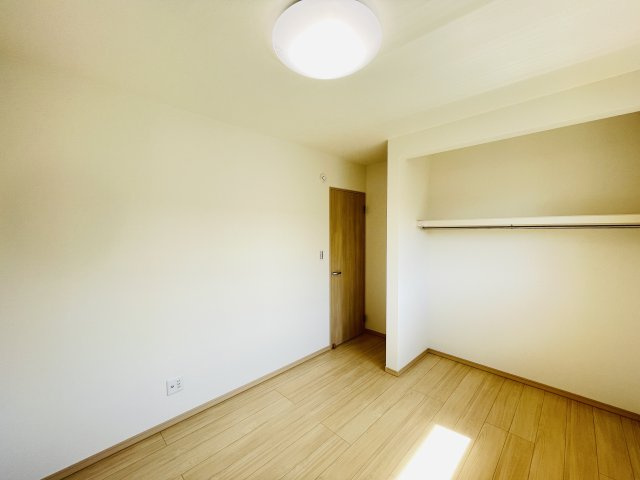 【子供部屋】 | 深谷市荒川第１期　ワイウッドコート　新築戸建　全7区画　2号棟