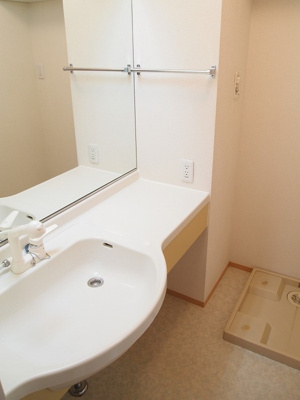 【洗面所】 | メゾンルミエール