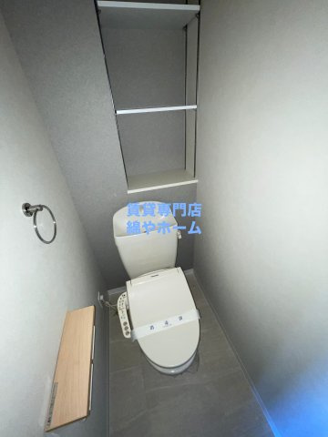 フェルザ今宮戎のトイレ|シンプルで使いやすいトイレです