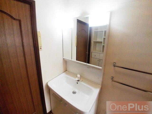 ベルエアー弓ノ木Ⅰの洗面所