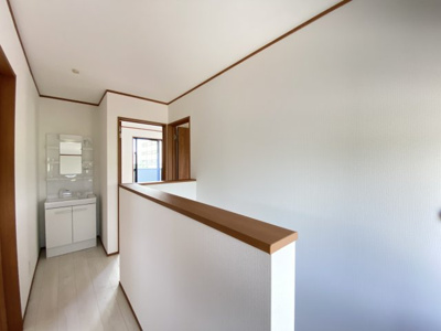 【独立洗面台】 | うるま市前原（全4棟）2・3号棟 | 2号棟　2階洗面台付き♪