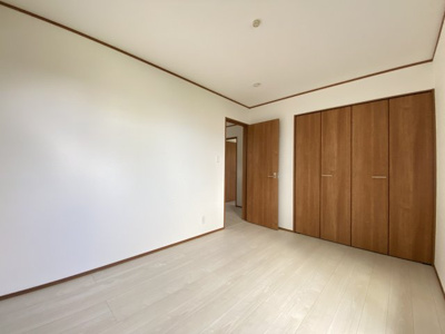 【洋室】 | うるま市前原（全4棟）2・3号棟 | 2号棟　洋室6帖＋CL付き♪