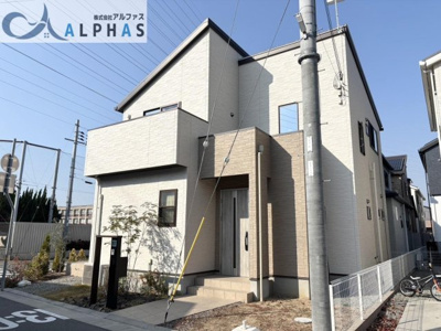 【外観】 | 加古川市尾上町養田　築浅一戸建て | 南東角地の為、陽当たり通風良好♪
光熱費が0に近づくＺＥＨ住宅♪
