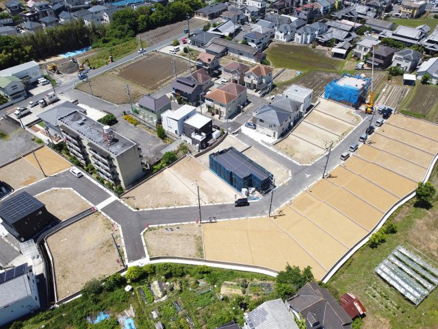 熊取町野田１丁目　建築条件無し売り土地　E号地