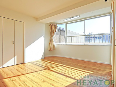 【内装】 | フローレスタナベ | 洋室１１.７帖