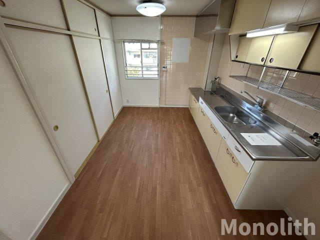 光明台37号棟の内装