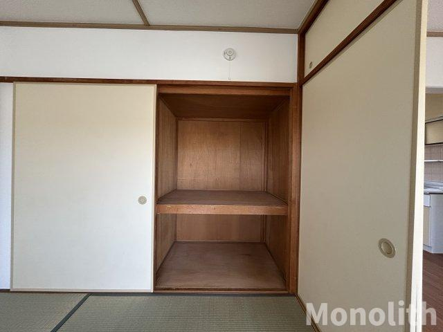 光明台37号棟の収納