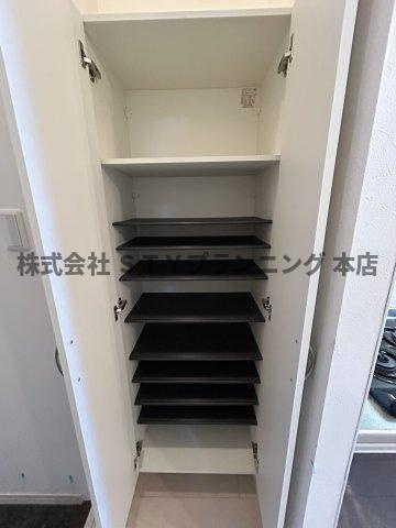 仲介手数料０円！Ｓｏｌｉｄ名駅南の収納