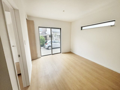 【居間・リビング】 | 八尾市東町1丁目　新築戸建て