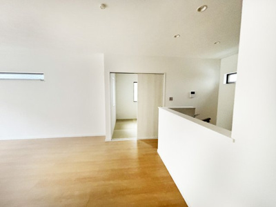 【居間・リビング】 | 八尾市東町1丁目　新築戸建て