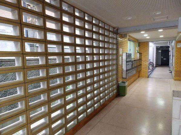 四谷グリーンマンションのエントランス|四谷グリーンマンション