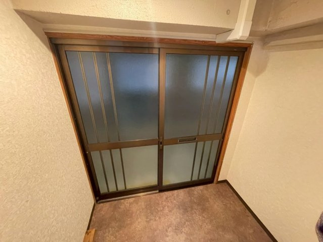 灘ハイツの玄関