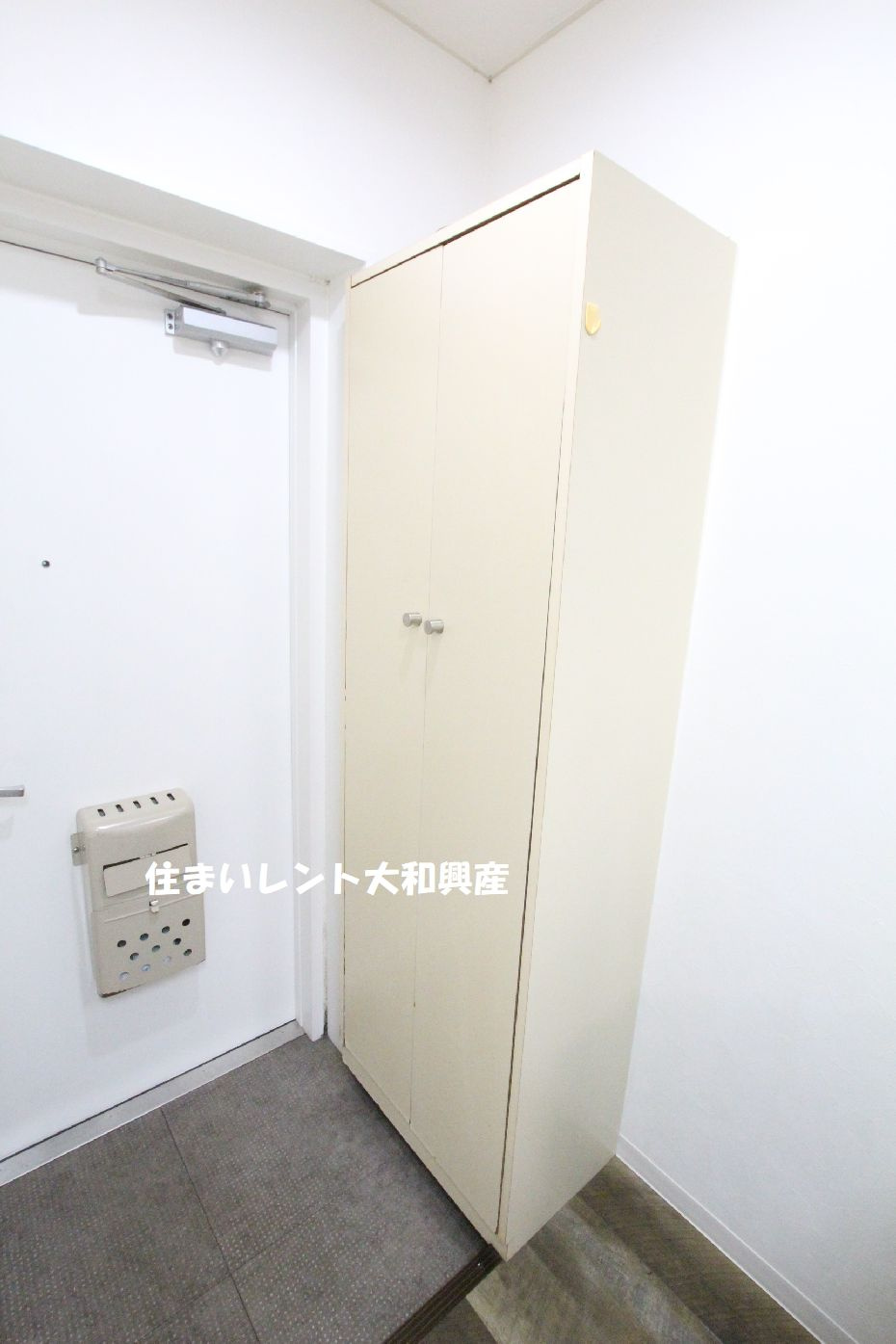 トラッドハウスの玄関