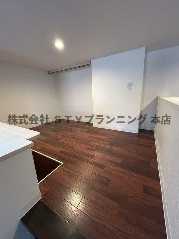 仲介手数料０円！Ambraの洋室