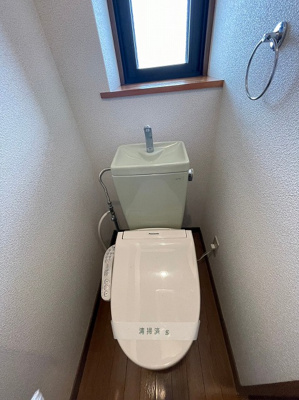 【トイレ】 | プレアール東合川 | 落ち着いた色調のトイレです