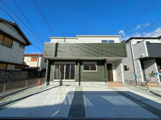 二見町東二見　新築一戸建ての前面道路含む現地写真