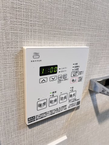 大阪市都島区都島本通３丁目の賃貸マンションのエントランス