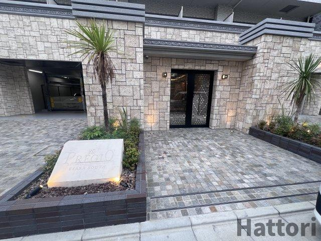 プレジオ江坂SOUTHのエントランス