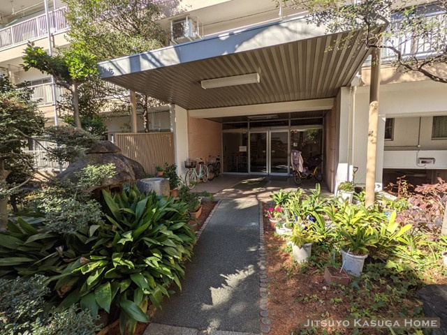 【エントランス】