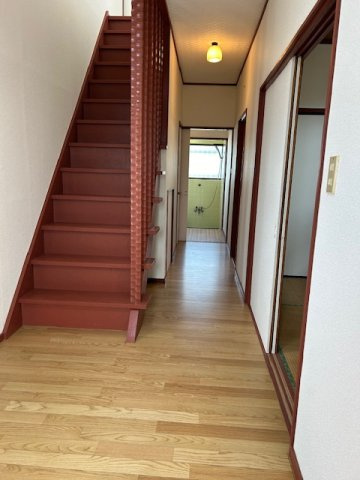 古河市　長左エ門新田　中古戸建てのエントランス