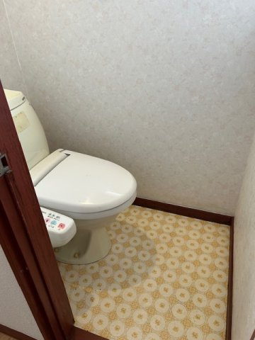 古河市　長左エ門新田　中古戸建てのトイレ