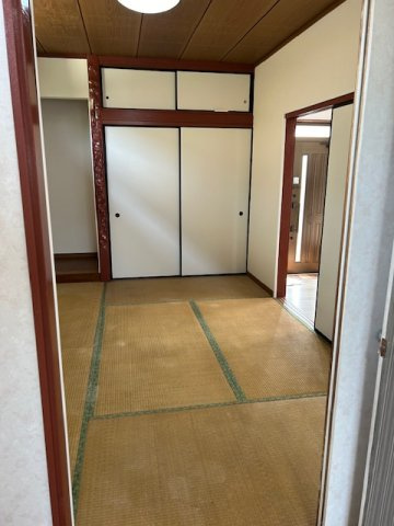 古河市　長左エ門新田　中古戸建ての和室|１階和室