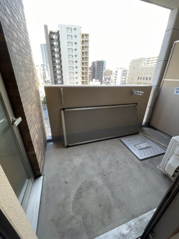 グレンパーク梅田北のバルコニー