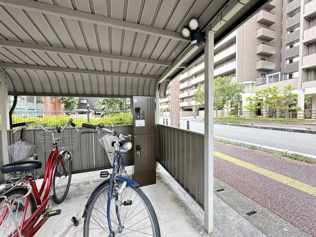 リビングタウン北川添 B棟のその他共用部分