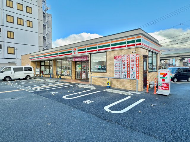 ライオンズマンション住吉南町の周辺|近くにあると嬉しいコンビニ：セブンイレブンまで徒歩2分（約140m）