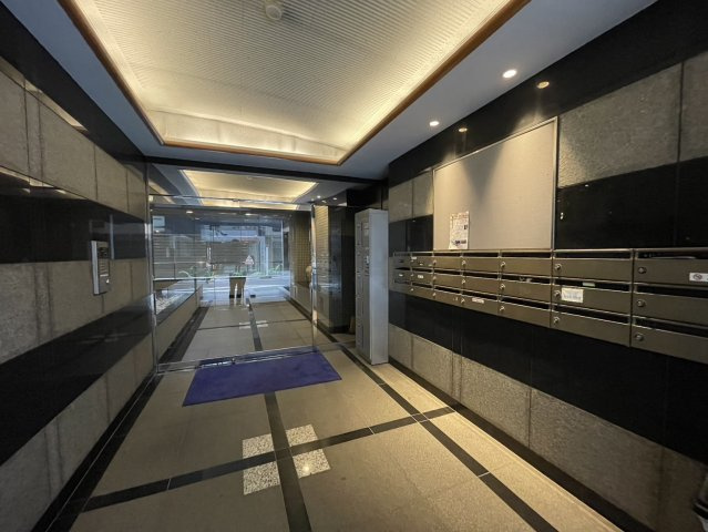 ファミーユＫＡＤＯ１のロビー