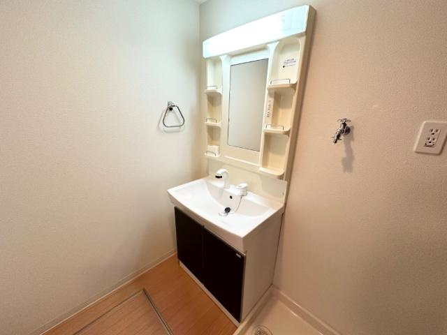 グランディール新栄町の洗面所|洗髪洗面化粧台