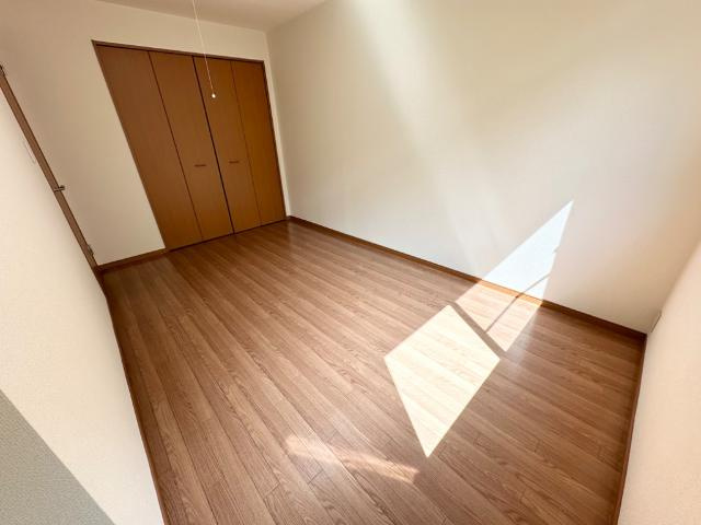 サニーヒルズの内装|洋室