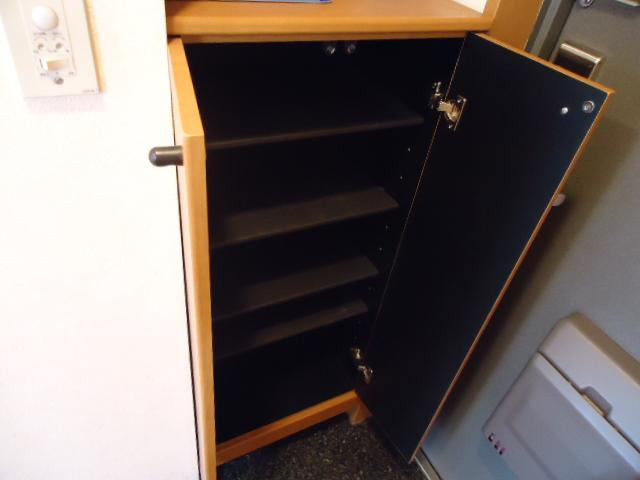 パームヒルズの収納|下駄箱