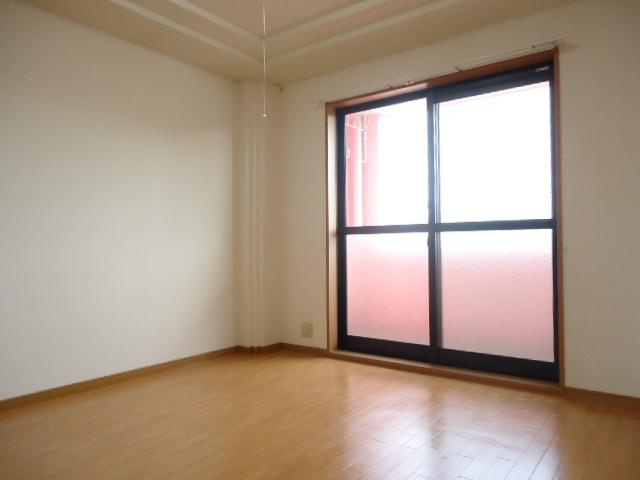 パームヒルズの内装|洋室