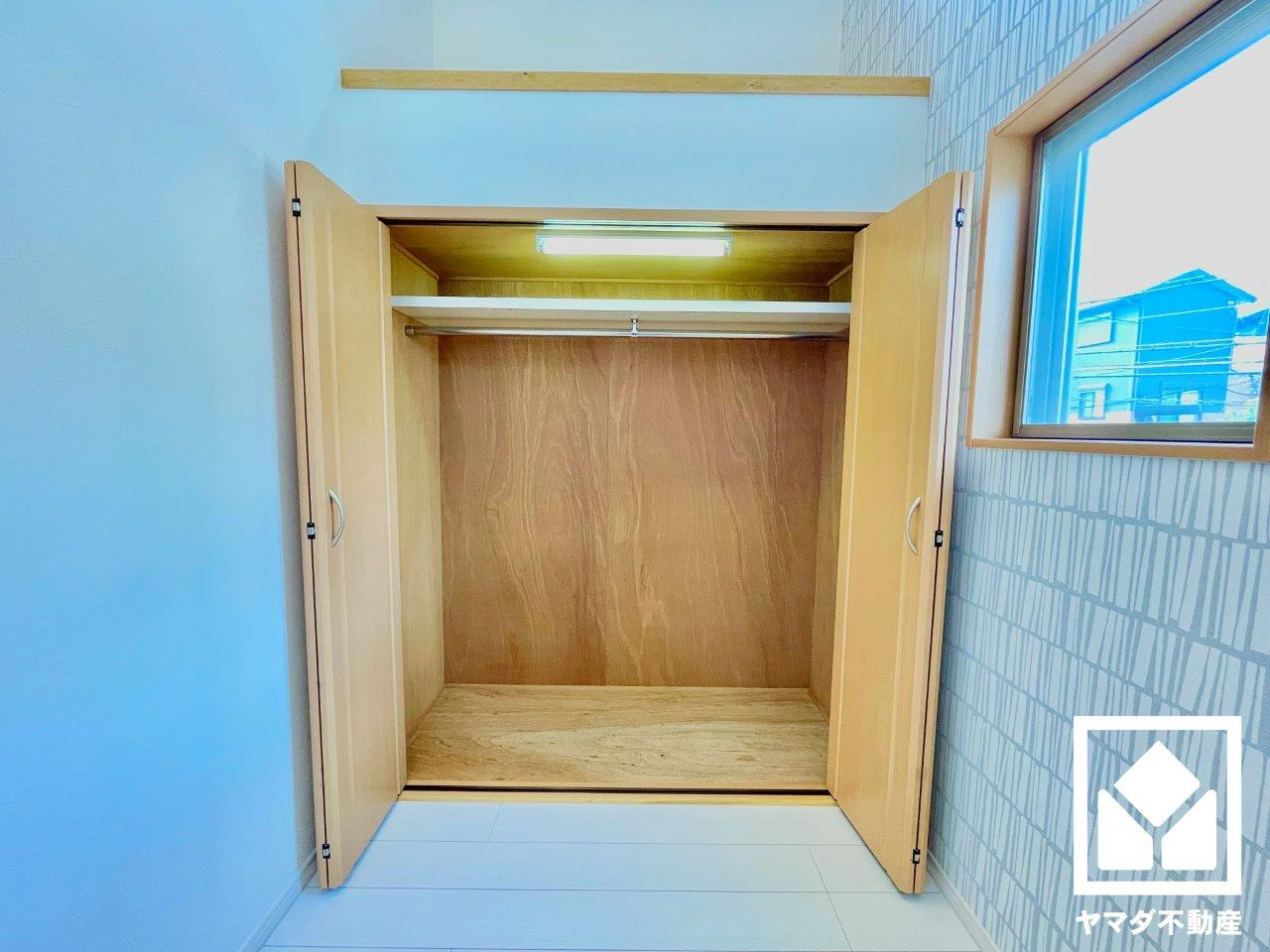 伏見区桃山紅雪町の収納