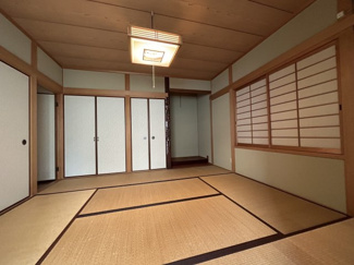 【和室】 | 日の峰１丁目　中古戸建 | 1F８帖和室・客間にも適す