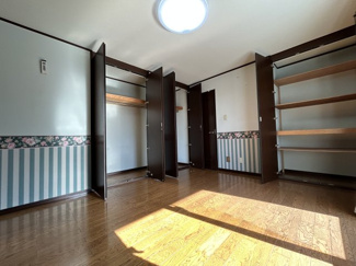 【洋室】 | 日の峰１丁目　中古戸建 | 2F洋室8.9帖