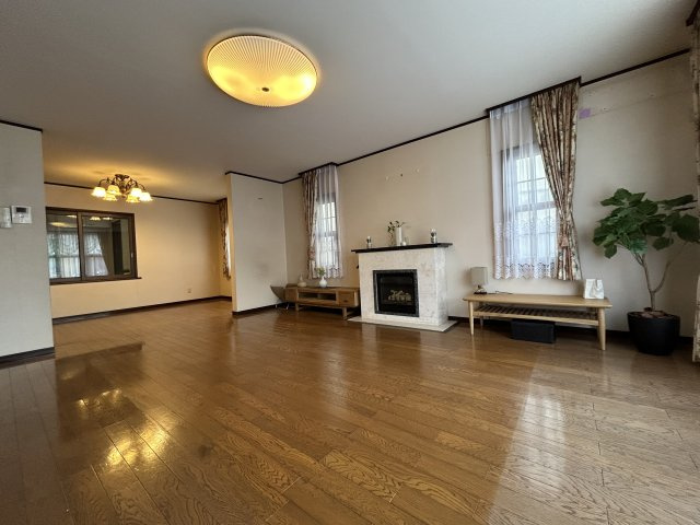 【居間・リビング】の画像