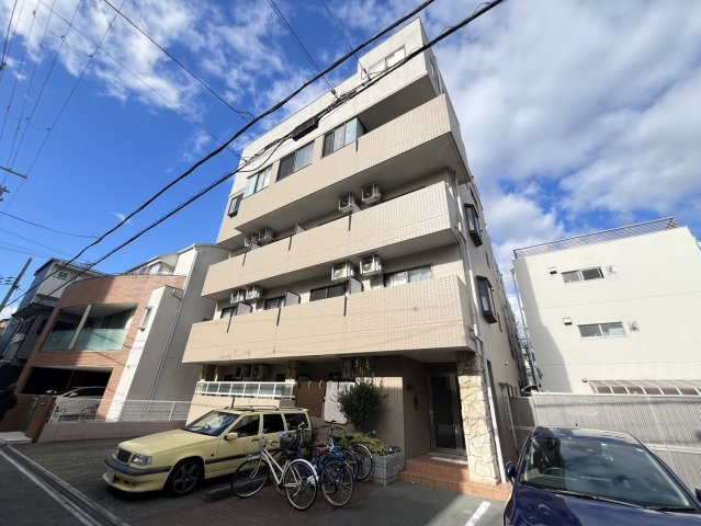 アルカディアアベノの外観