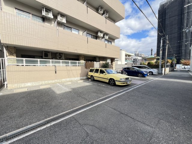 アルカディアアベノの駐車場