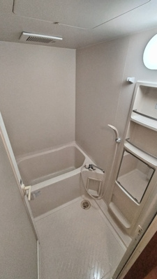 バストイレ別室です