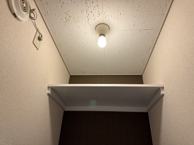トイレ上に棚有