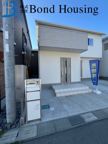 駐車並列2台可能　大久保町大窪　中古戸建