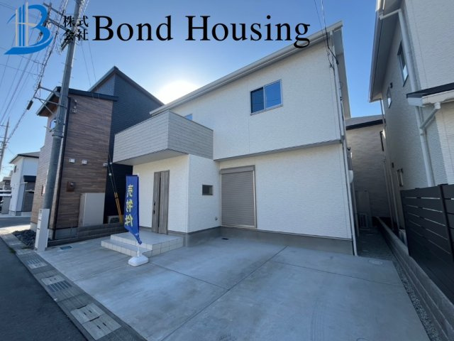 駐車並列2台可能　大久保町大窪　中古戸建