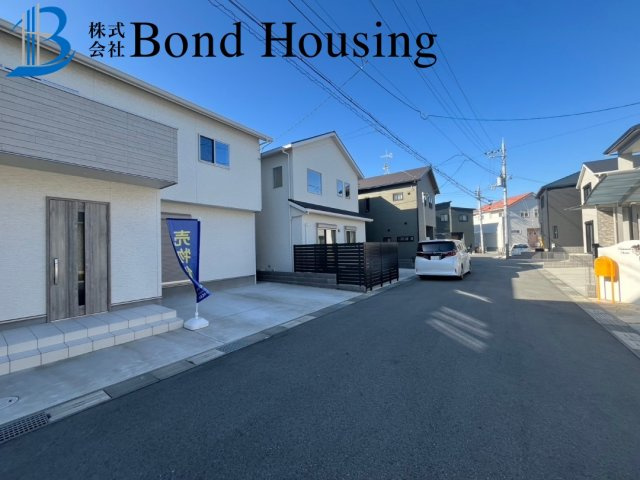 駐車並列2台可能　大久保町大窪　中古戸建