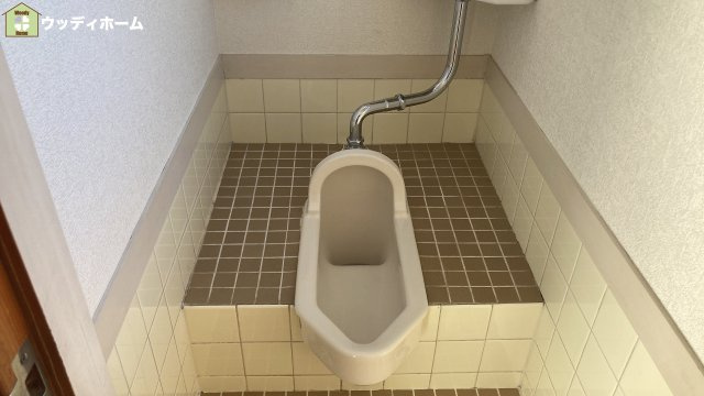 春日部市下蛭田　中古一戸建てのトイレ