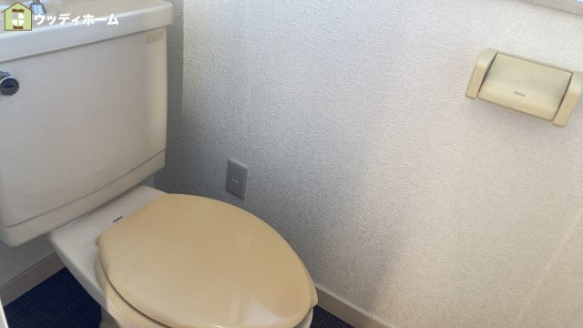 春日部市下蛭田　中古一戸建てのトイレ