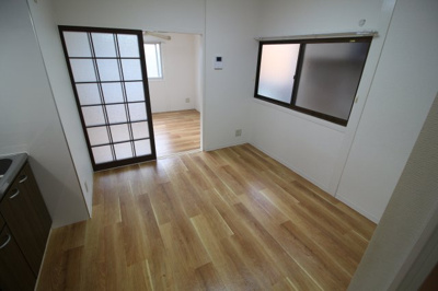 【居間・リビング】 | ソルナ板宿